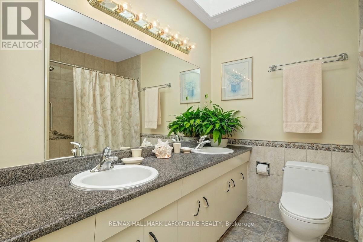 844 Edgeworth Avenue, Ottawa, Ontario  K2B 5L6 - Photo 30 - X12373155