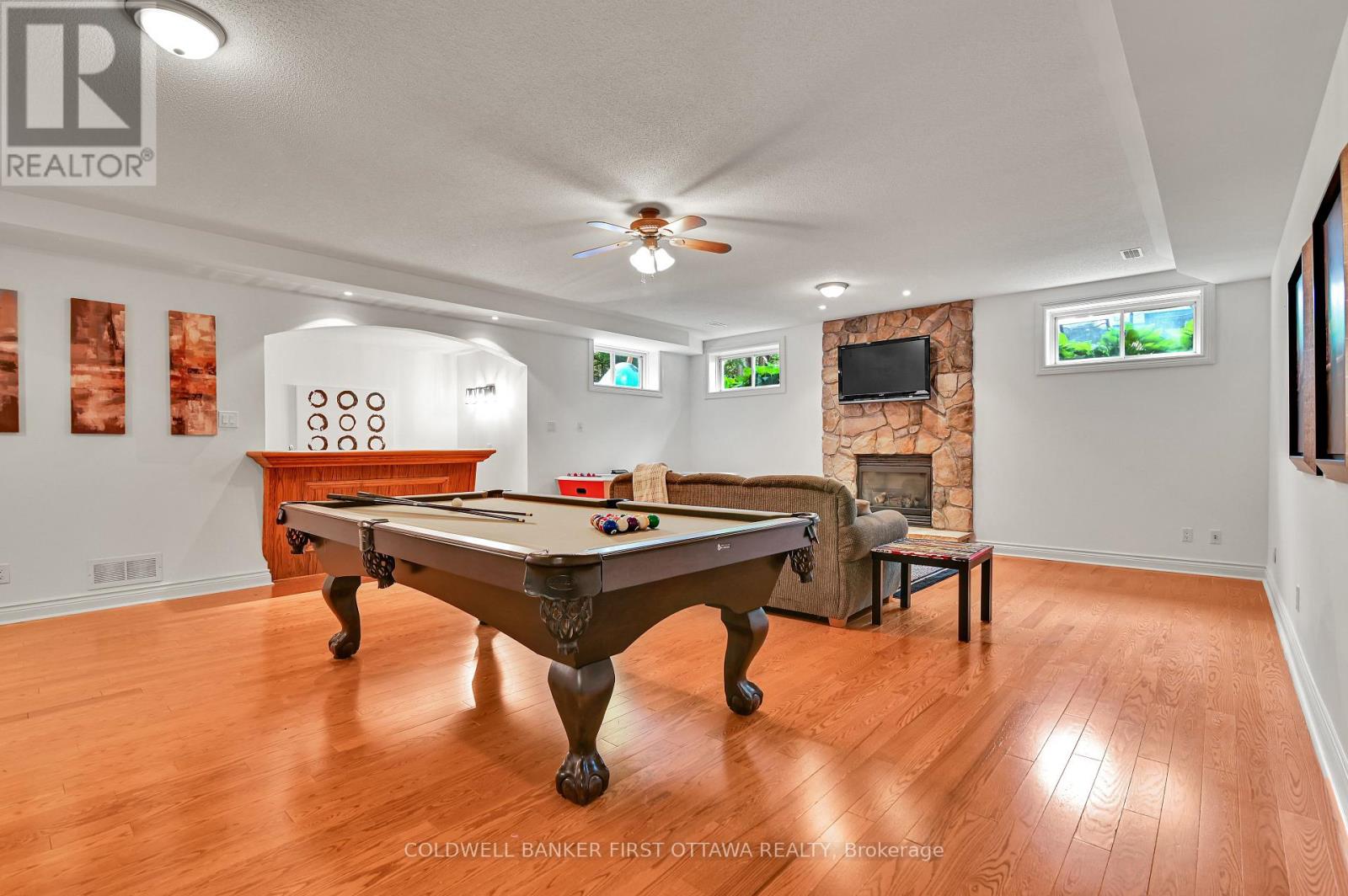 18 Cypress Gardens, Ottawa, Ontario  K2S 1W6 - Photo 29 - X12373157