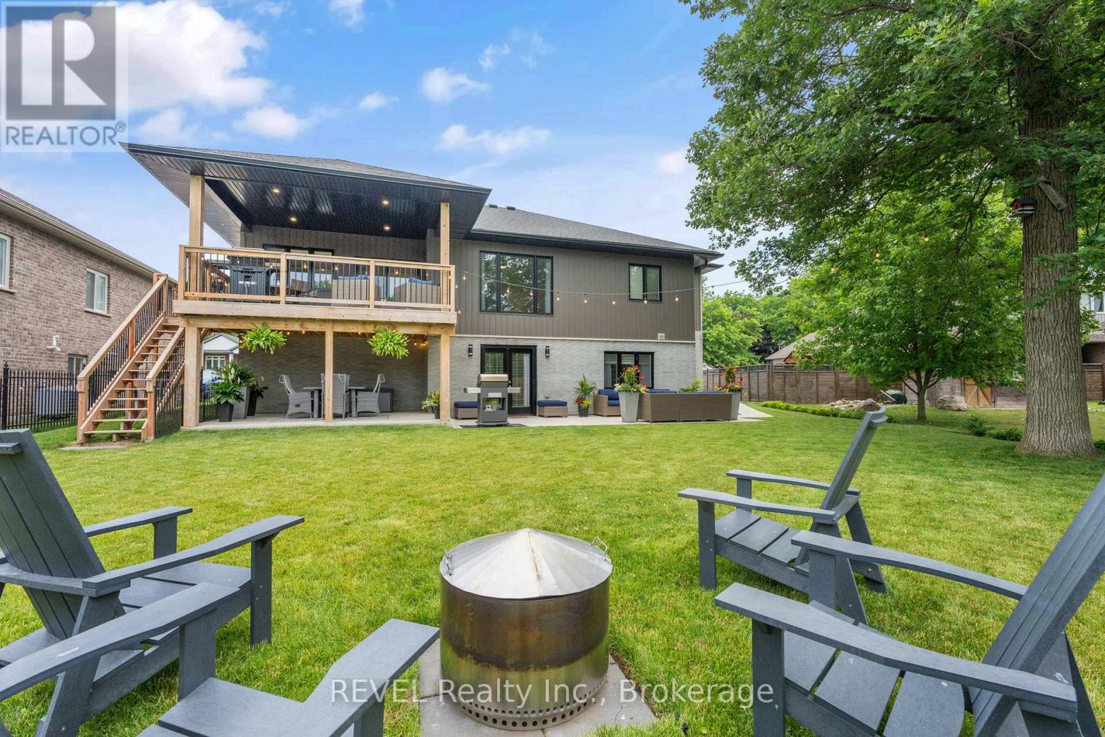 704 Clarence Street, Port Colborne, Ontario  L3K 0A8 - Photo 45 - X12373139