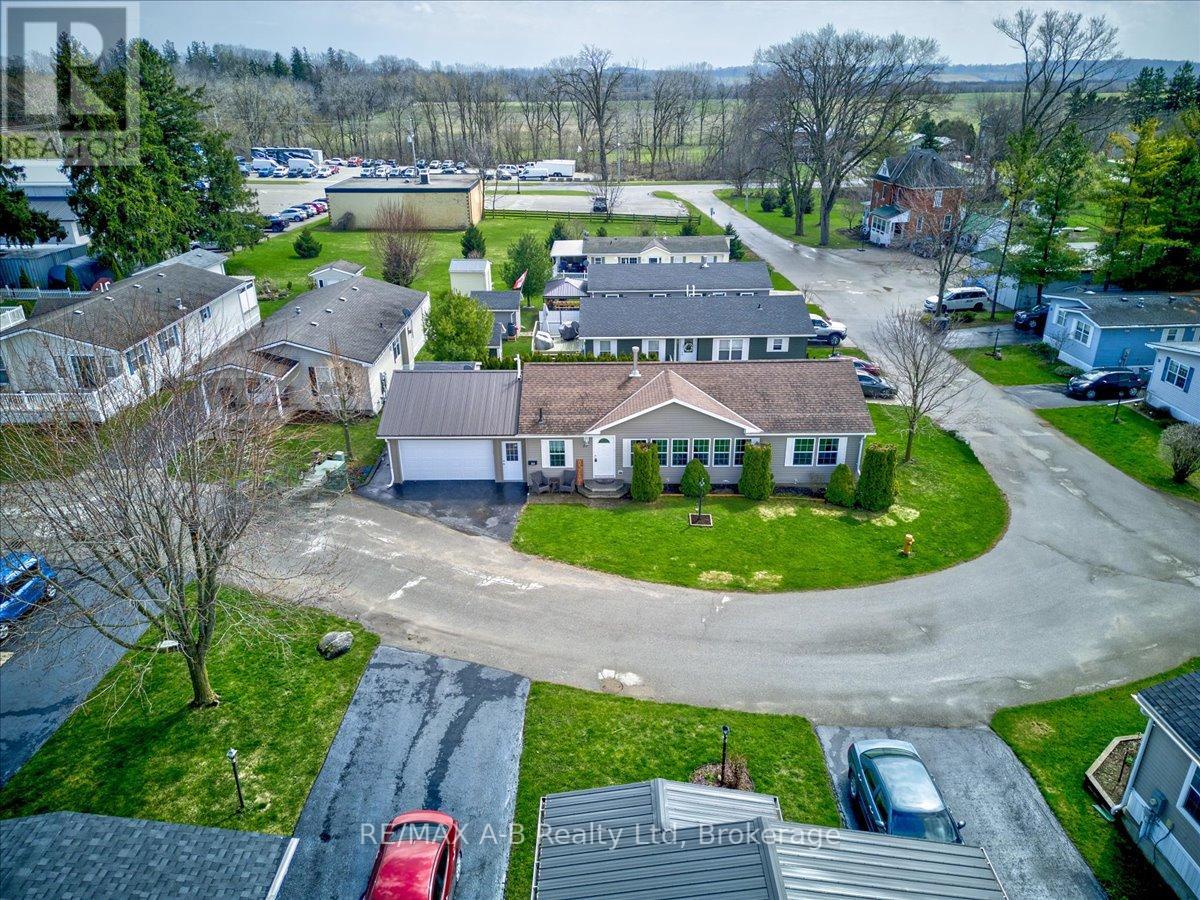 27 - 25 Thames Road, St. Marys, Ontario  N4X 1C4 - Photo 29 - X12373156