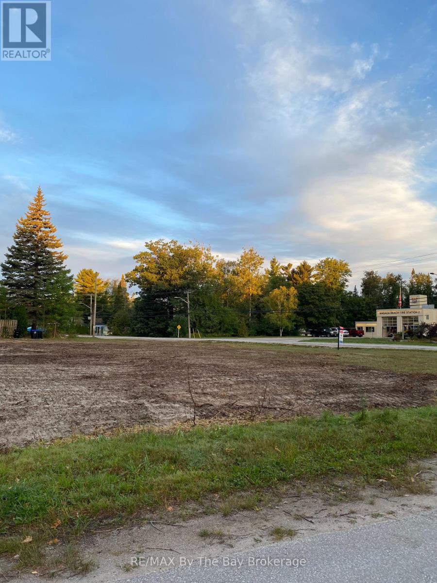 3057 Mosley Street, Wasaga Beach, Ontario  L9Z 1W7 - Photo 1 - S12245105