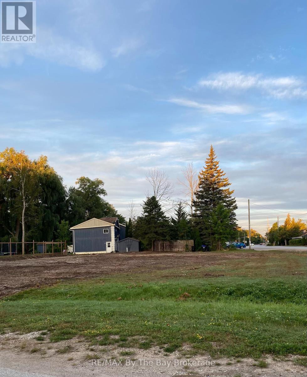 3057 Mosley Street, Wasaga Beach, Ontario  L9Z 1W7 - Photo 5 - S12245105