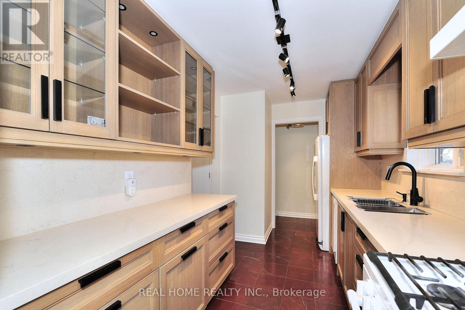 244 - 10 Farina Mill Way, Toronto (St. Andrew-Windfields), Ontario  M2L 1S1 - Photo 16 - C12373104