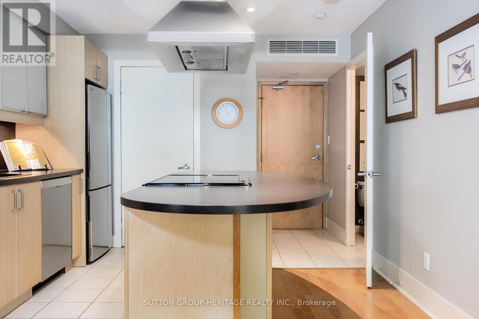 126 - 550 Queens Quay W, Toronto, Ontario  M5V 3M8 - Photo 15 - C12373122