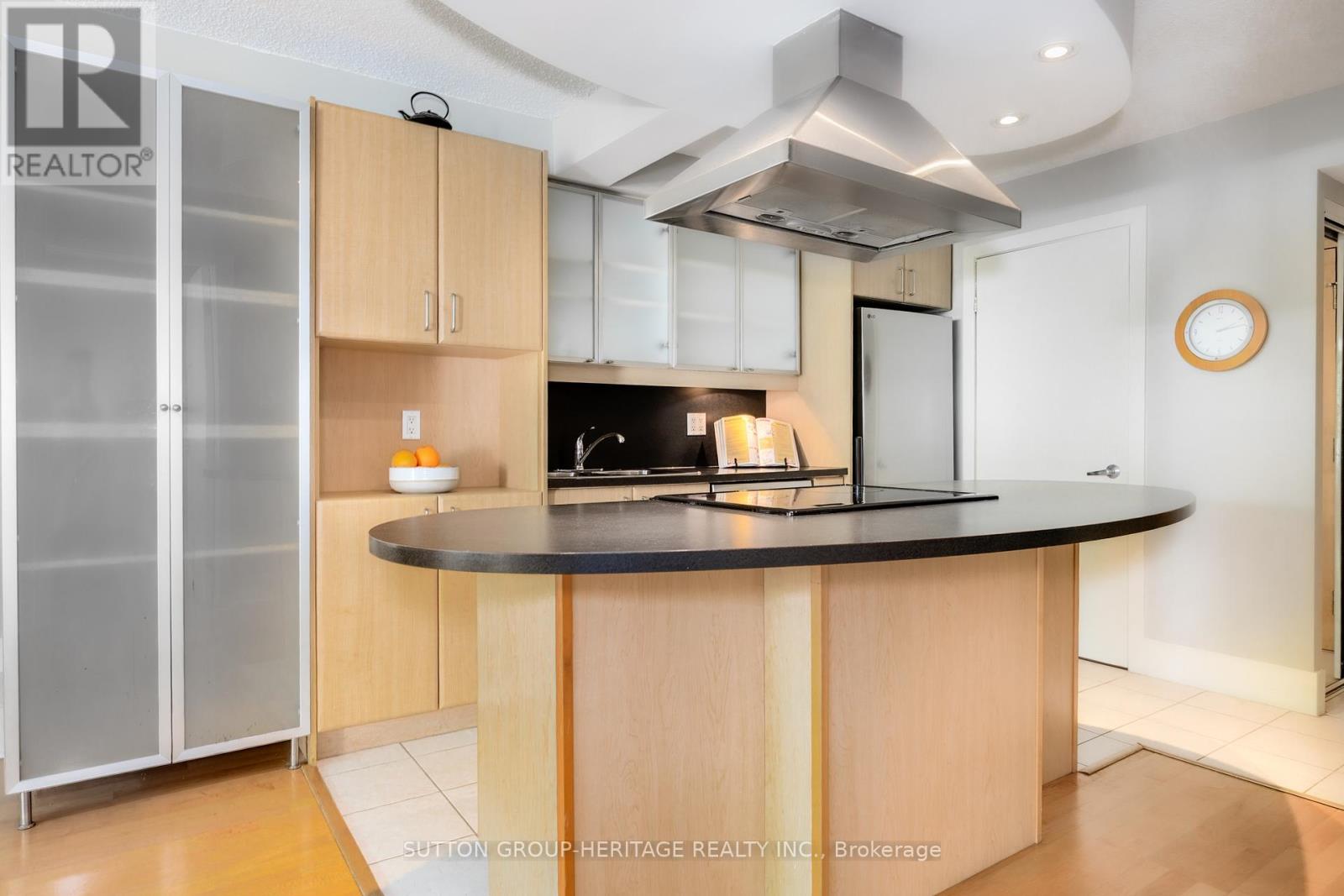 126 - 550 Queens Quay W, Toronto, Ontario  M5V 3M8 - Photo 16 - C12373122