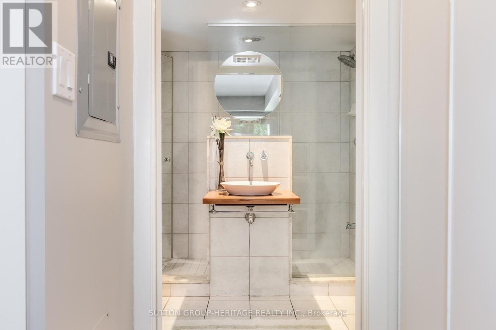 126 - 550 Queens Quay W, Toronto, Ontario  M5V 3M8 - Photo 28 - C12373122