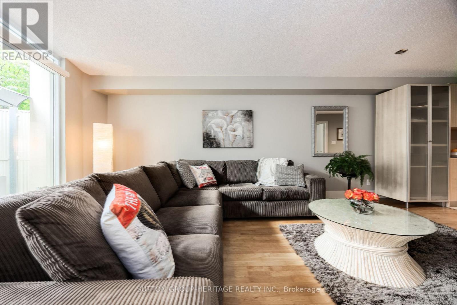 126 - 550 Queens Quay W, Toronto, Ontario  M5V 3M8 - Photo 8 - C12373122