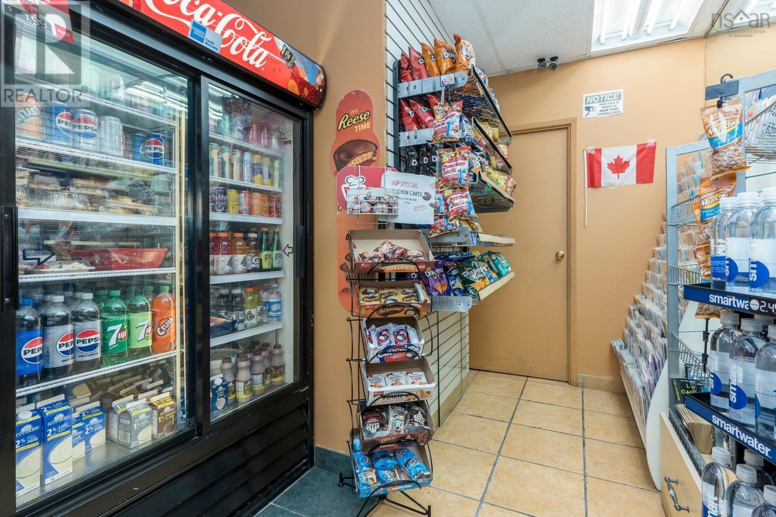 7071 Bayers Road, Halifax, Nova Scotia  B3L 2C2 - Photo 8 - 202522048