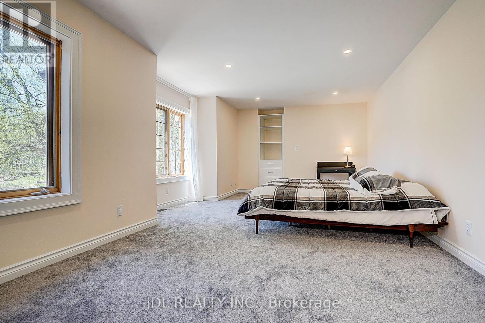 646 Oxbow Park Drive, Wasaga Beach, Ontario  L9Z 2V2 - Photo 26 - S12373117