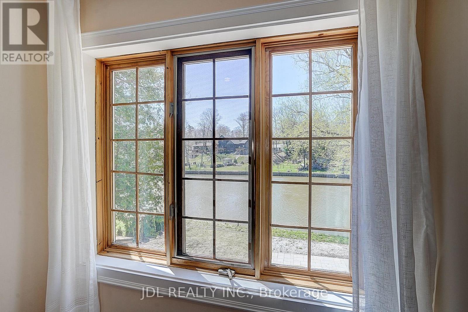 646 Oxbow Park Drive, Wasaga Beach, Ontario  L9Z 2V2 - Photo 29 - S12373117