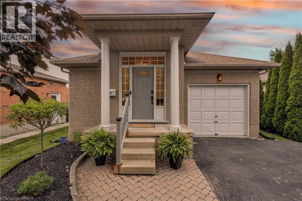 Property at 27 CANDLEWOOD Drive image 2