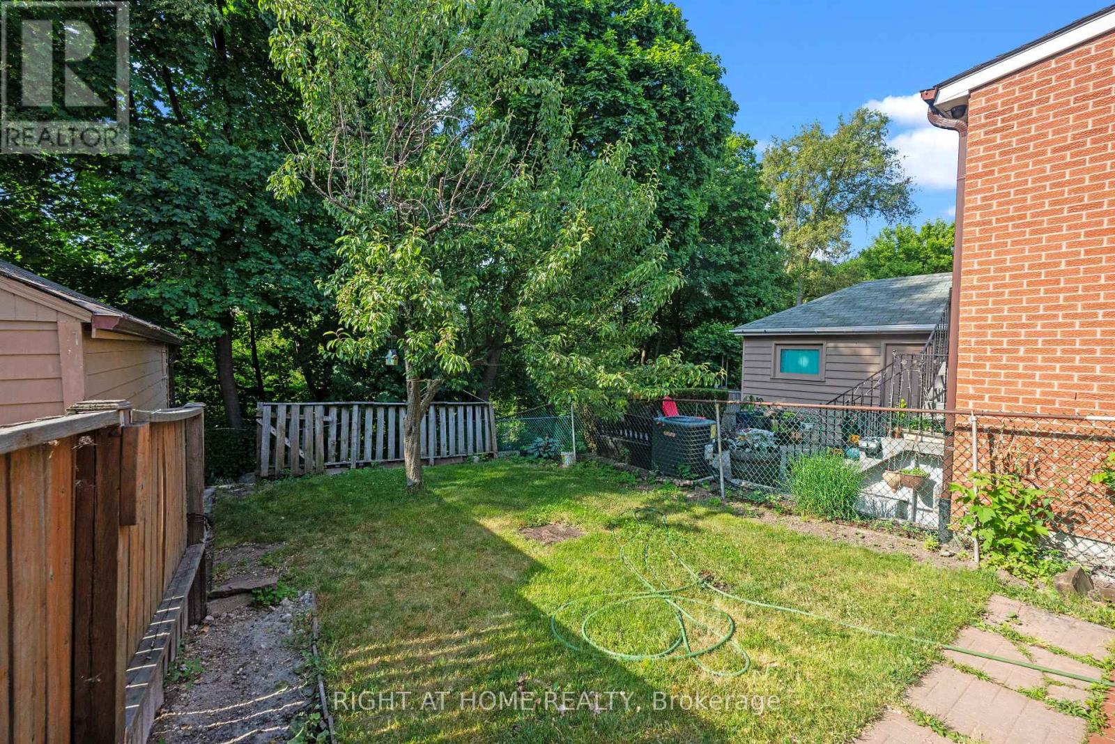 154 Edinborough Court, Toronto, Ontario  M6N 2E8 - Photo 21 - W12373115
