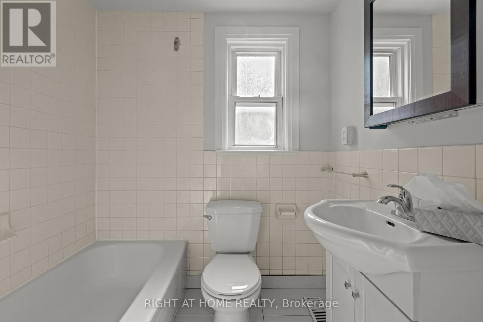 154 Edinborough Court, Toronto, Ontario  M6N 2E8 - Photo 9 - W12373115