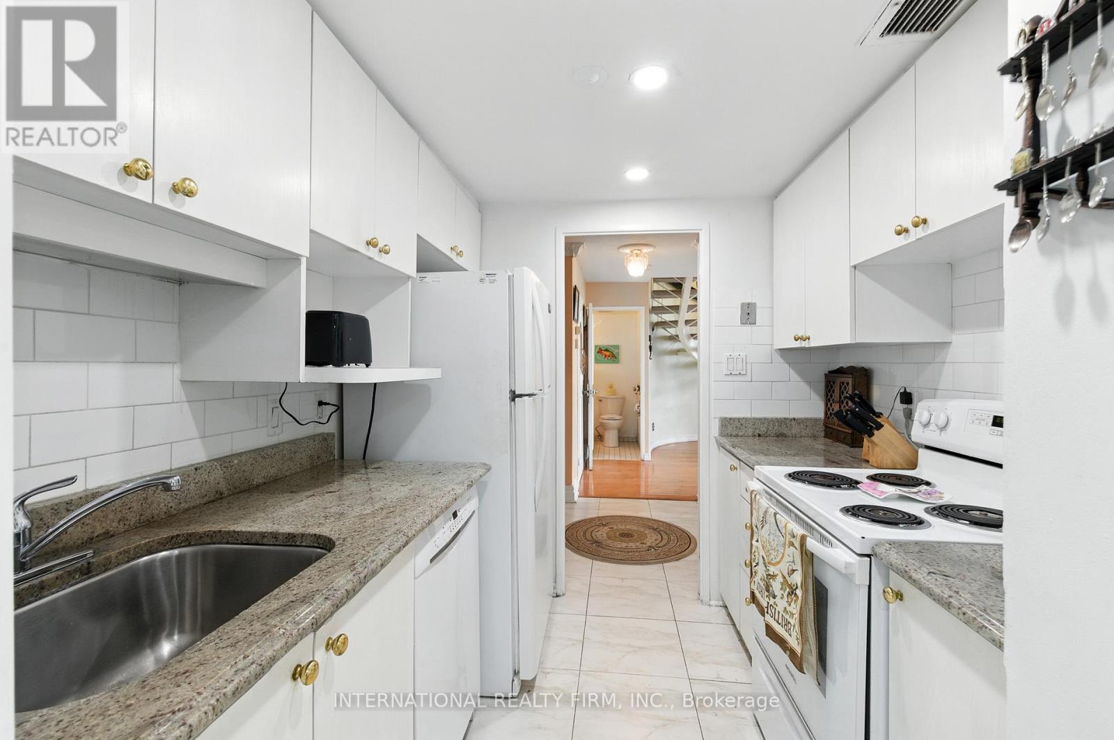 2608 - 1333 Bloor Street, Mississauga, Ontario  L4Y 3T6 - Photo 7 - W12373133