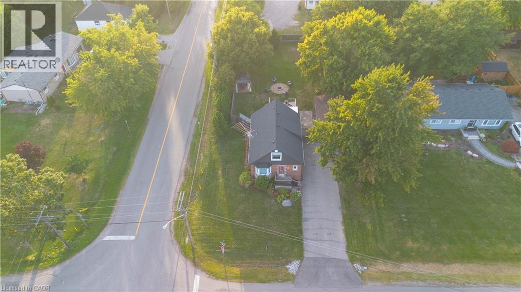 Property at 680 WOODBURN Road image 4