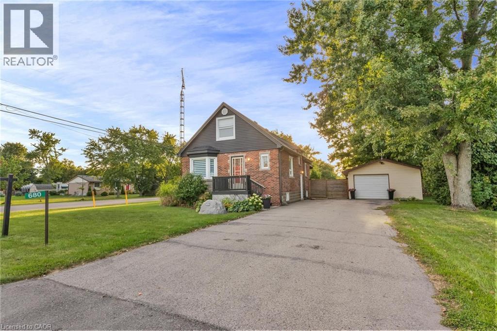 Property at 680 WOODBURN Road image 5