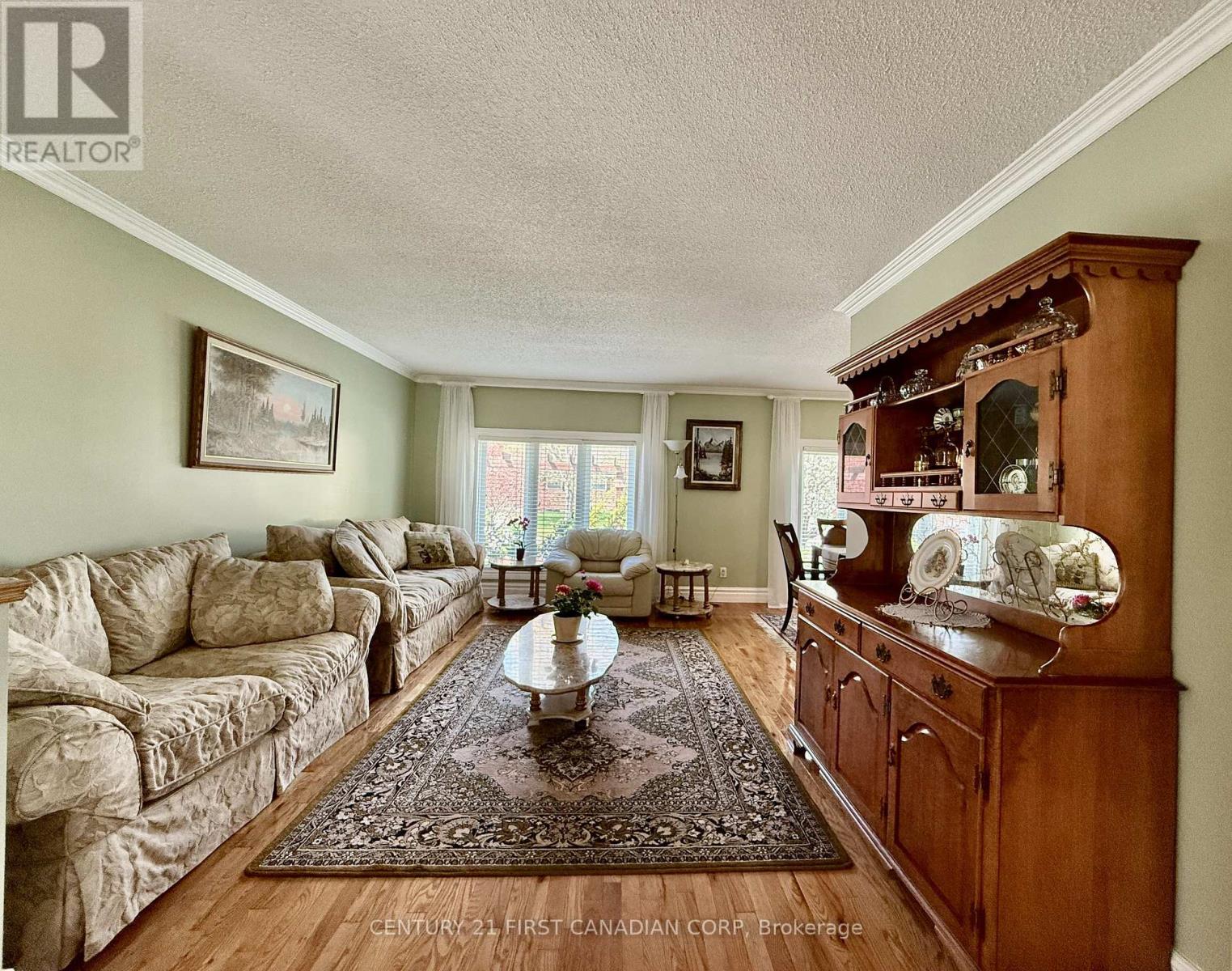 100 Hastings Crescent, Sarnia, Ontario  N7S 5K5 - Photo 11 - X12373195
