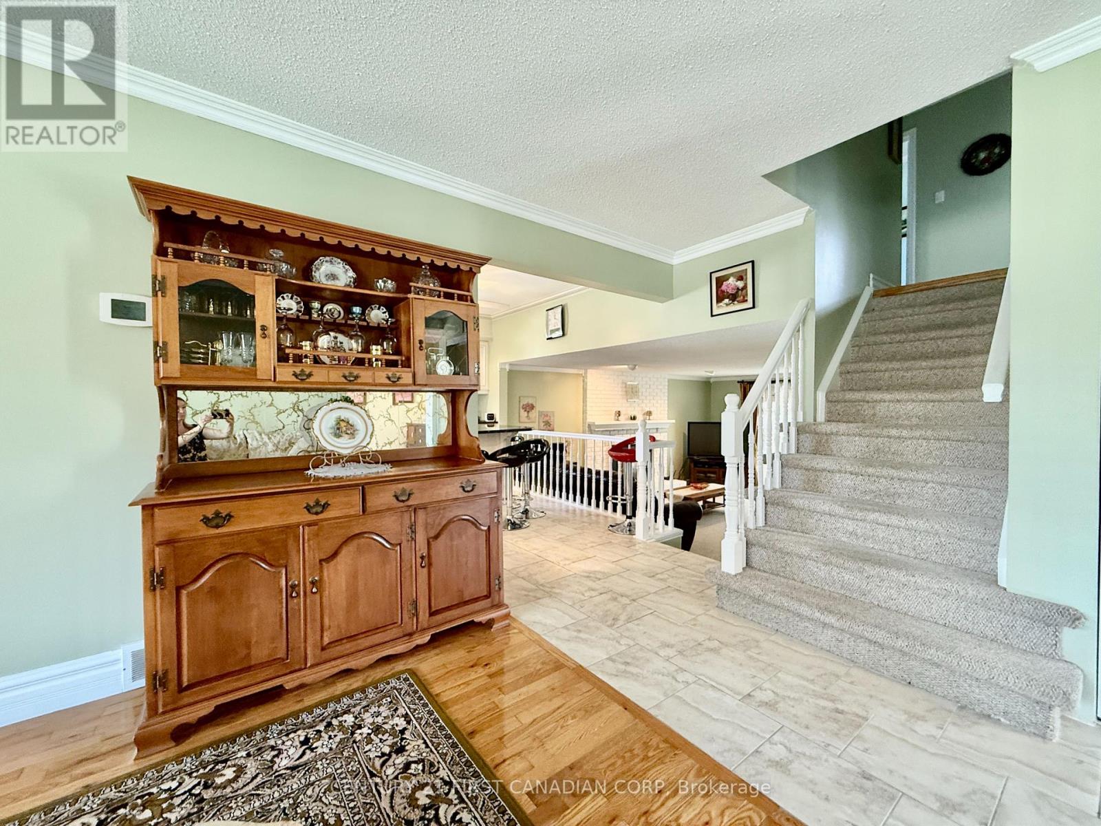 100 Hastings Crescent, Sarnia, Ontario  N7S 5K5 - Photo 14 - X12373195