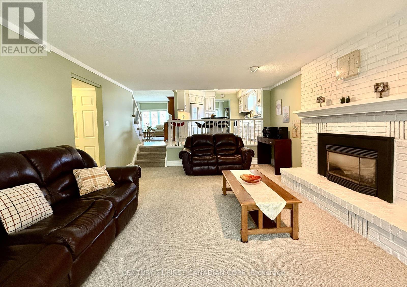 100 Hastings Crescent, Sarnia, Ontario  N7S 5K5 - Photo 31 - X12373195
