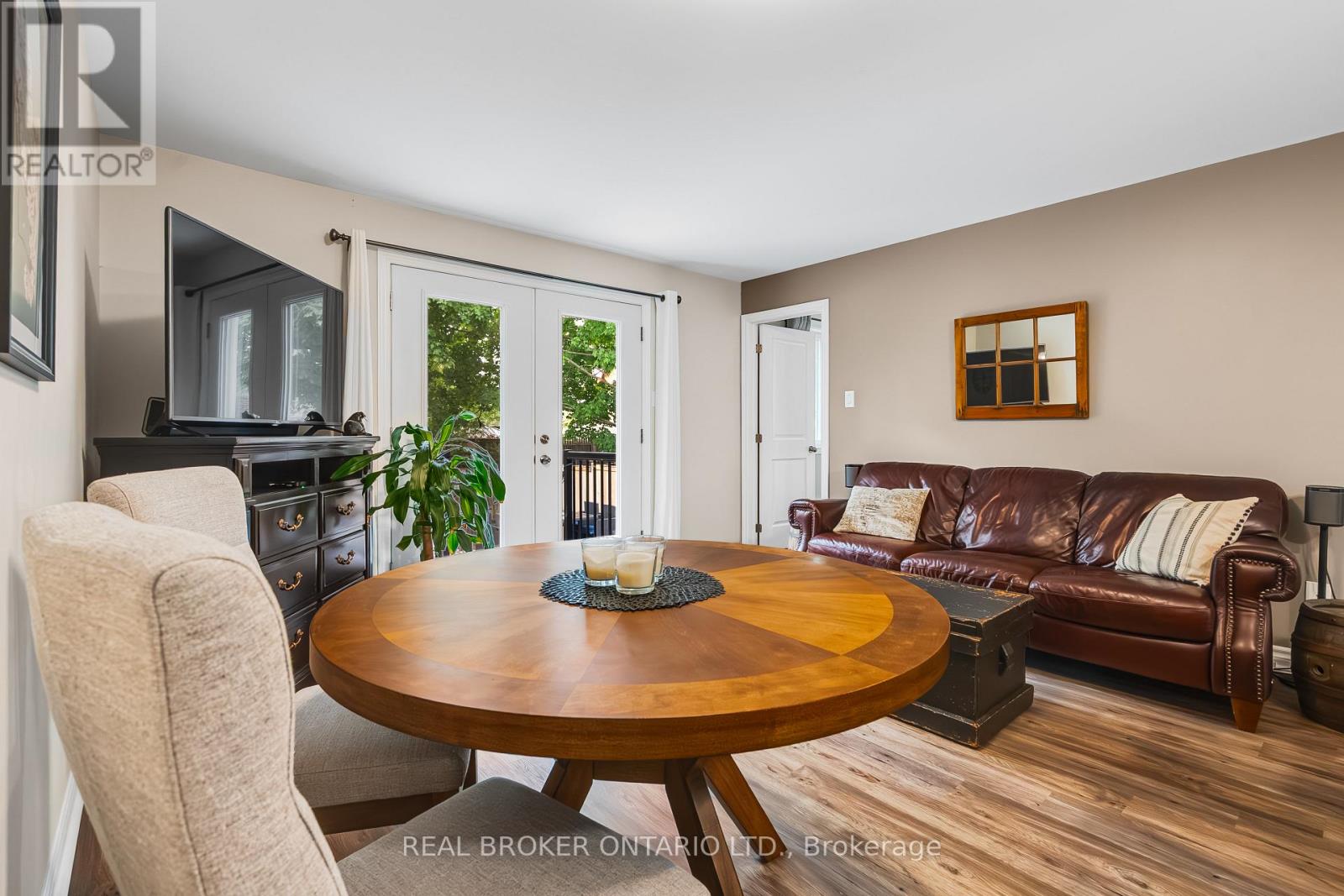 76 William Street, Carleton Place, Ontario  K7C 1X8 - Photo 14 - X12373177
