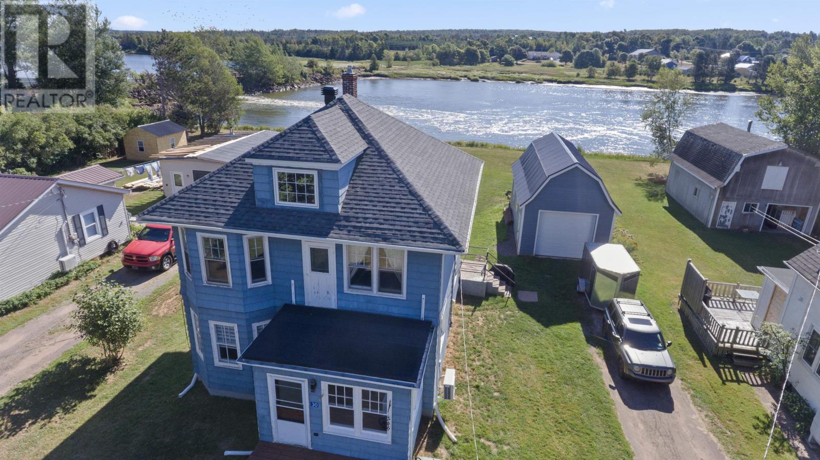 30 Egan Street, Mount Stewart, Prince Edward Island  C0A 1T0 - Photo 1 - 202522051
