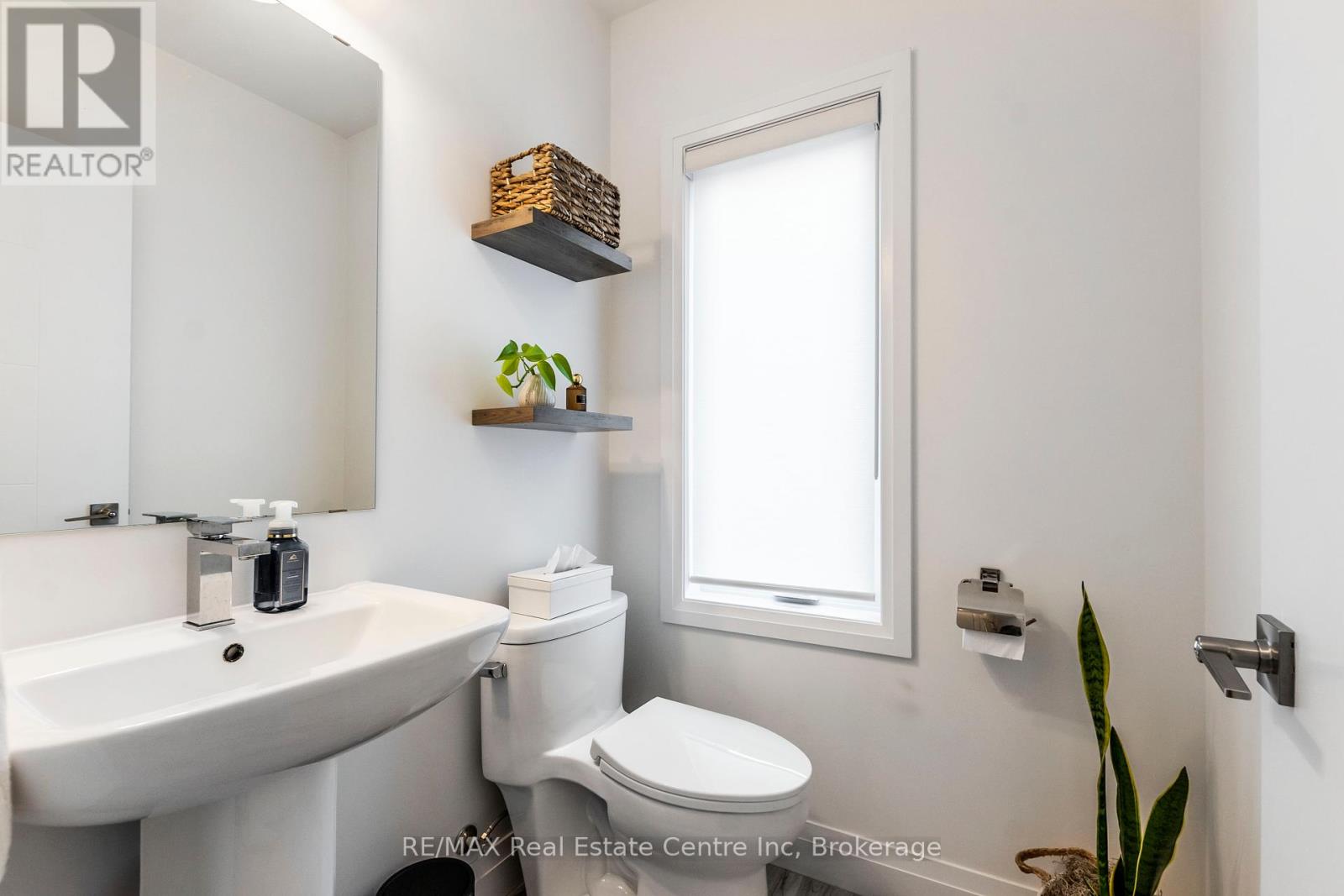 59 Lily Lane, Guelph, Ontario  N1L 0R2 - Photo 13 - X12373178