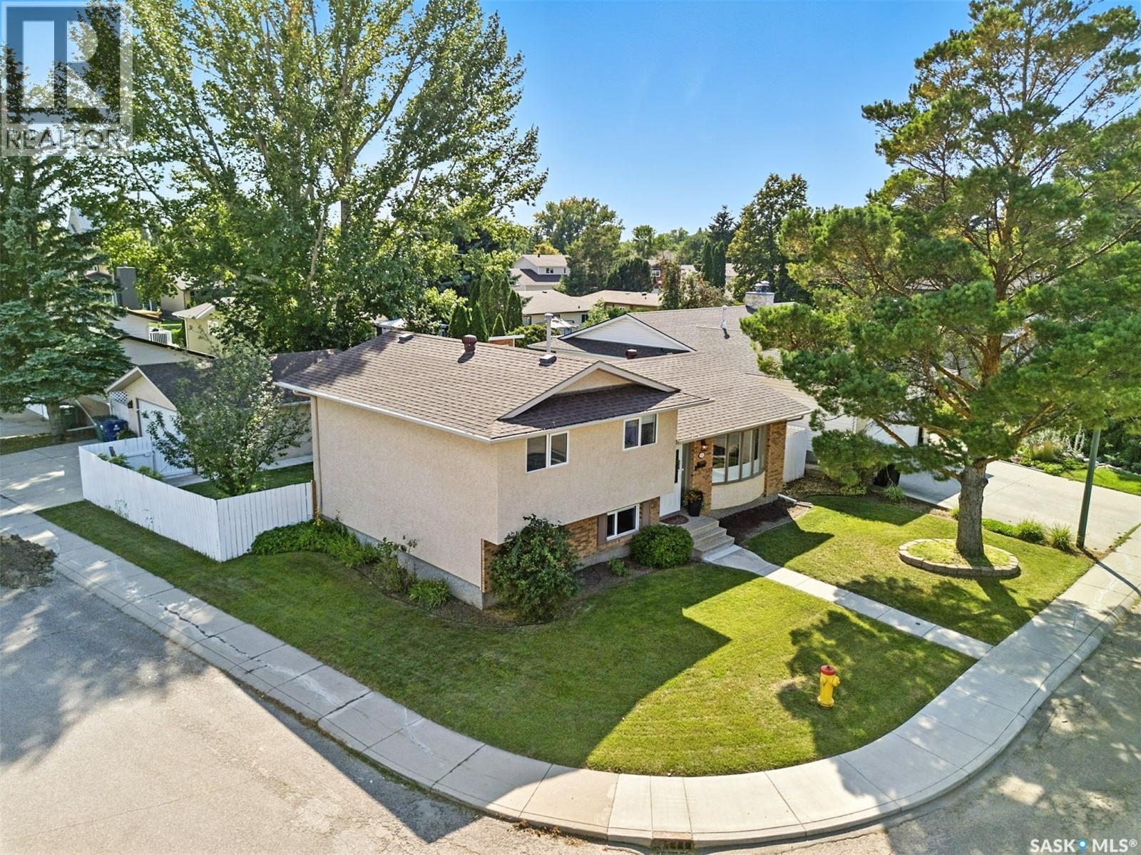 151 Roborecki Crescent, Saskatoon, Saskatchewan  S7K 5L4 - Photo 39 - SK017127