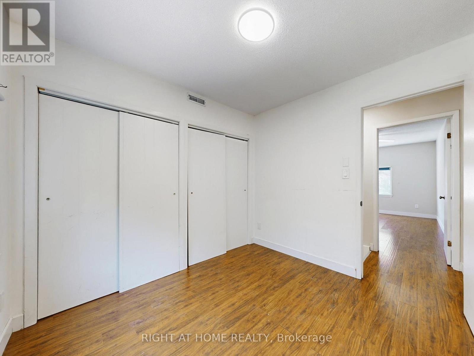 822 Pine Avenue, Innisfil, Ontario  L0L 1W0 - Photo 25 - N12373182