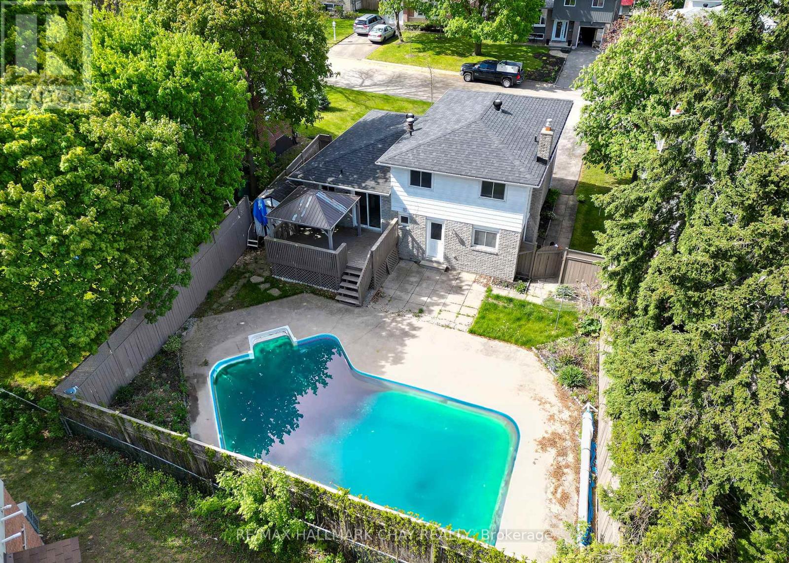72 JANE CRESCENT, Barrie, Ontario