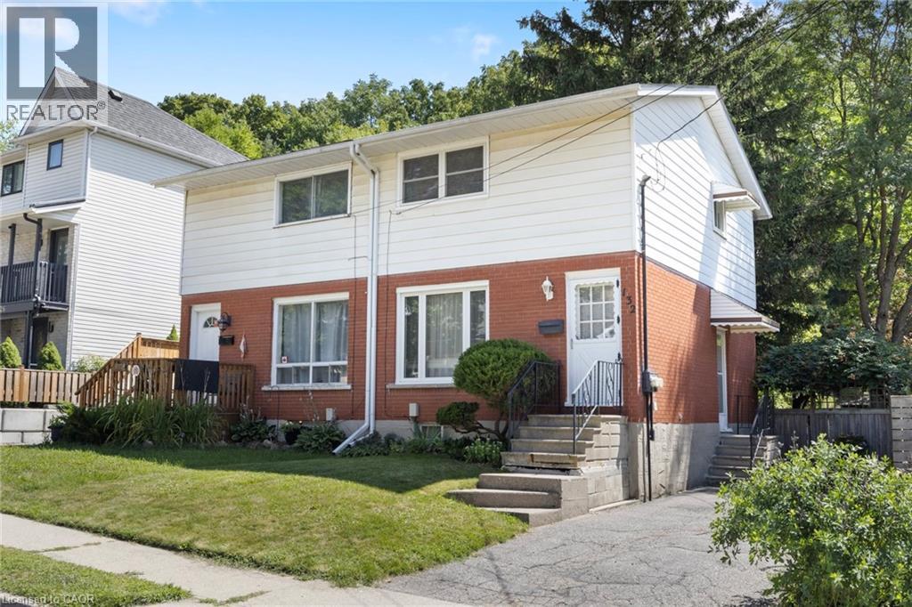 132 Maple Street, Cambridge, Ontario  N3C 1S5 - Photo 1 - 40760367