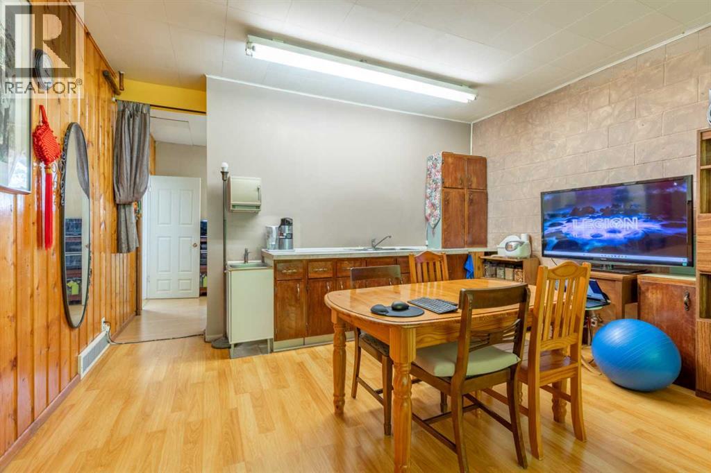 966 Main Street, Pincher Creek, Alberta  T0K 1W0 - Photo 17 - A2251369