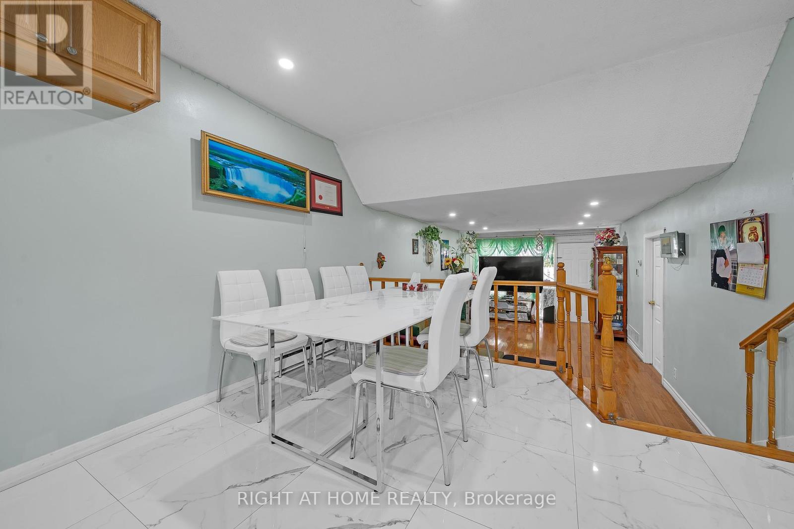 101 - 2901 Jane Street, Toronto, Ontario  M3N 2J8 - Photo 9 - W12373190