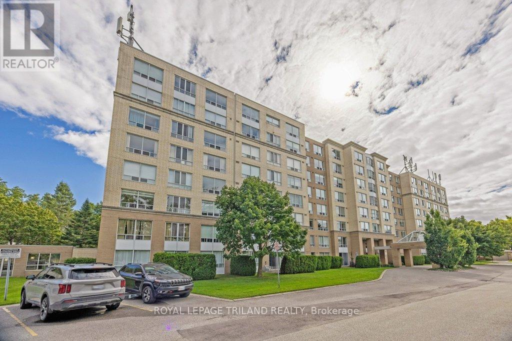 302 - 1510 Richmond Street, London North, Ontario  N6G 4V2 - Photo 1 - X12373237