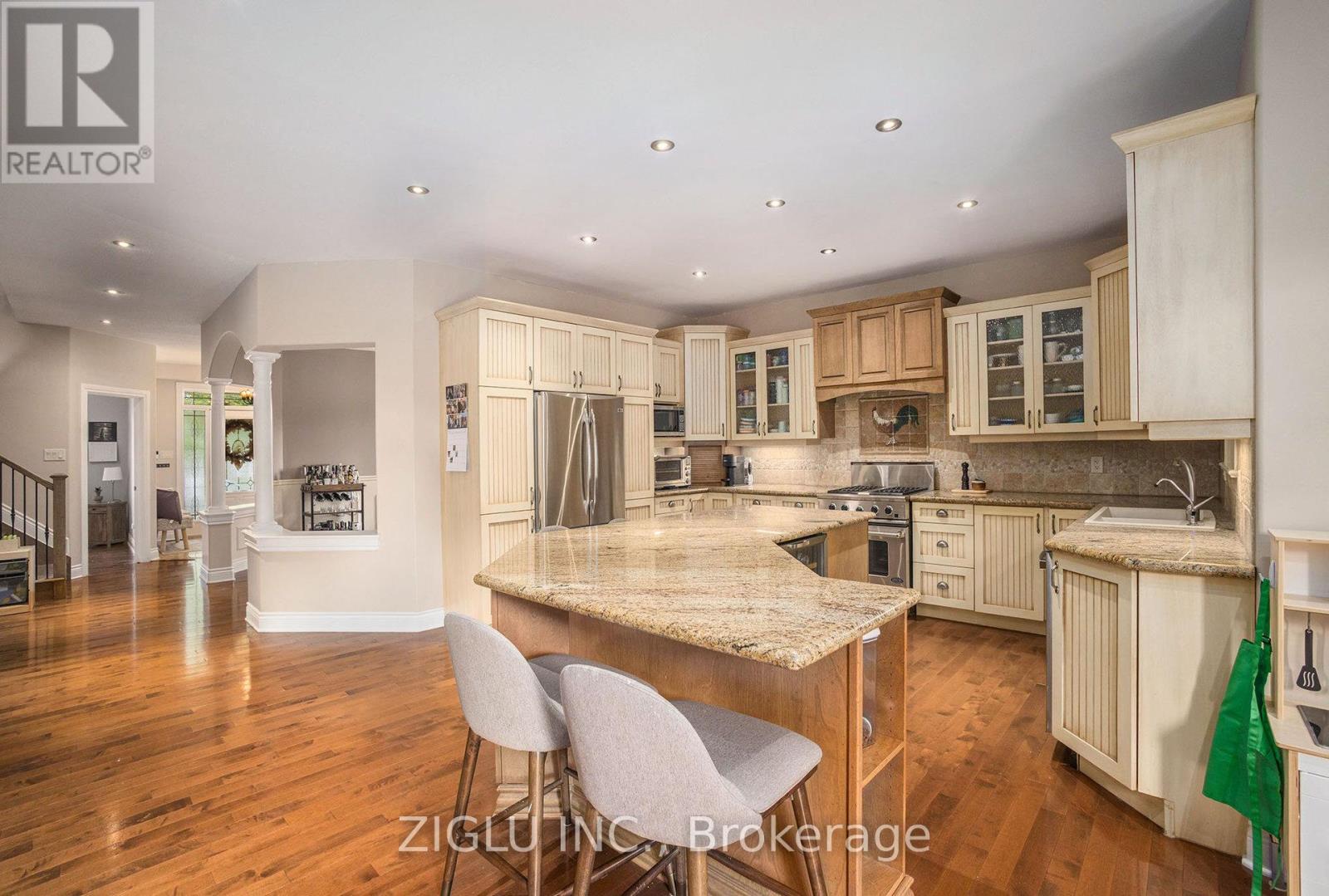 38 Oradea Crescent, Ottawa, Ontario  K0A 2Z0 - Photo 13 - X12373221