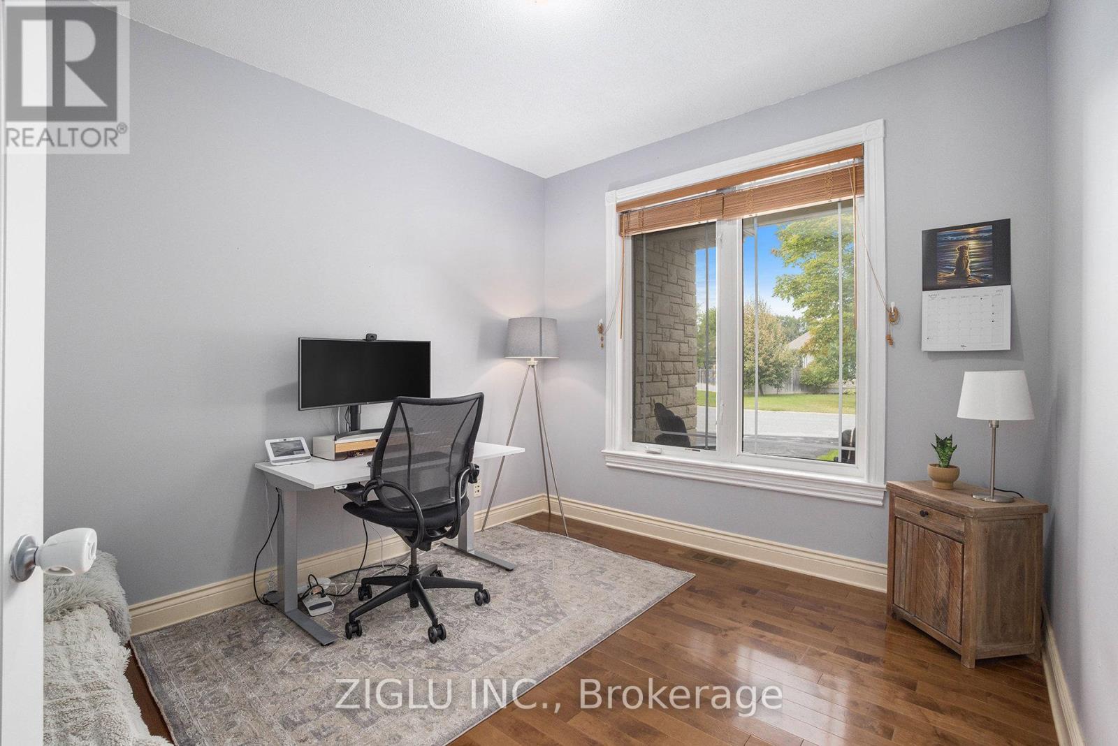 38 Oradea Crescent, Ottawa, Ontario  K0A 2Z0 - Photo 18 - X12373221
