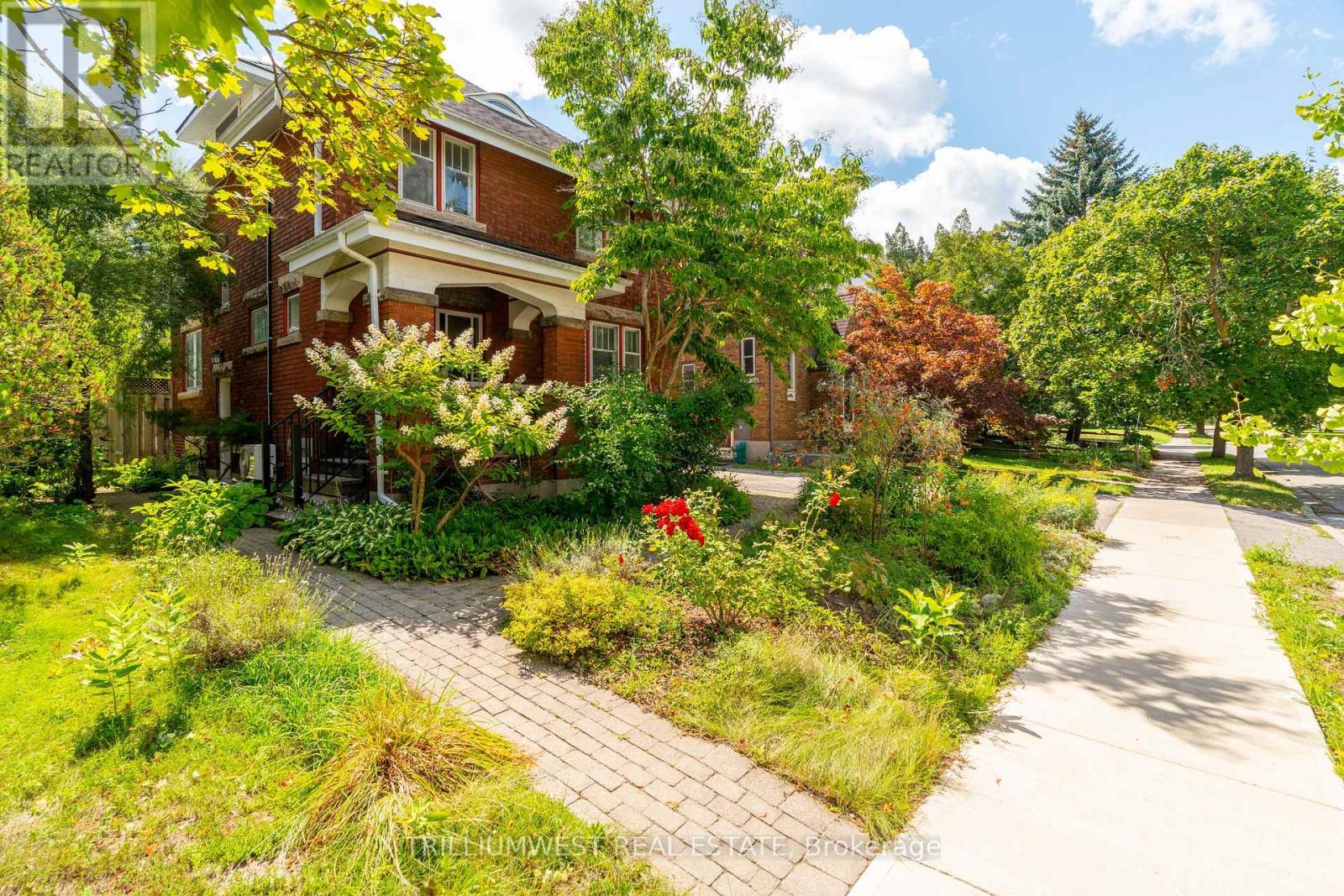 Property at 151 UNION BOULEVARD image 2