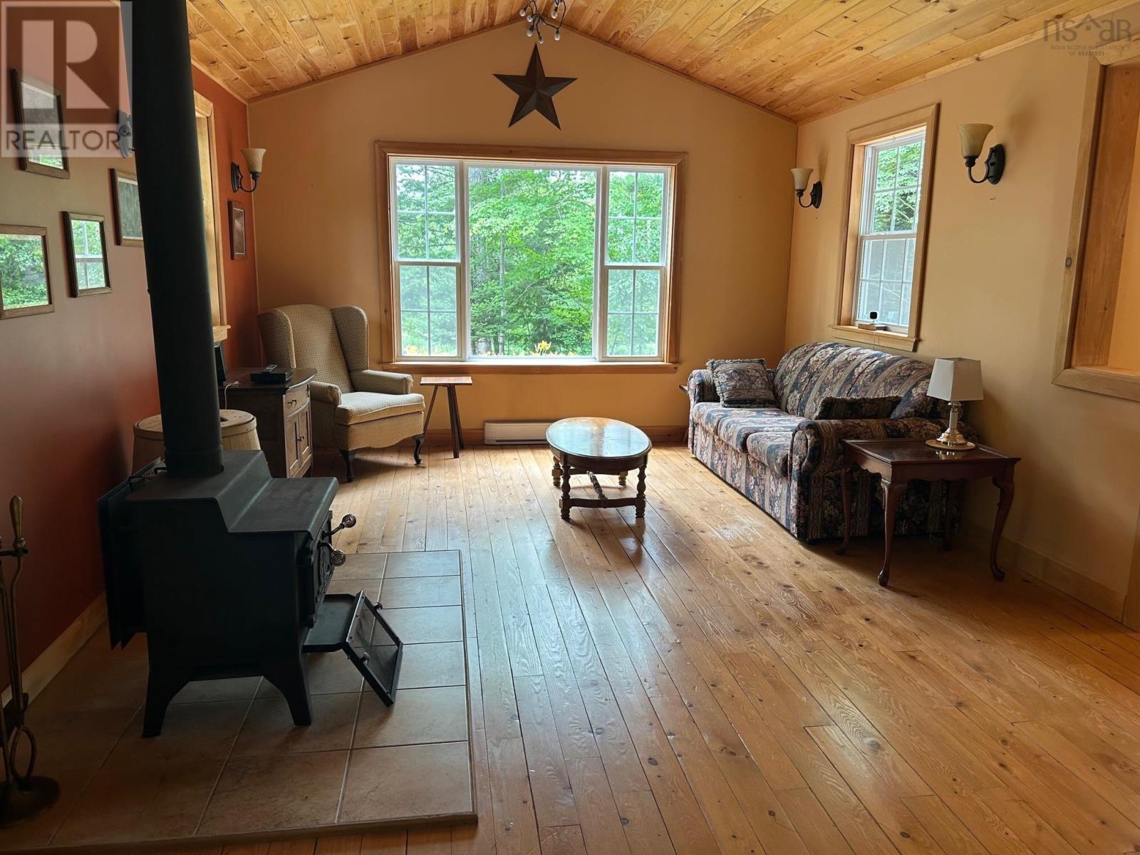 283 Brandy Lane, North River, Nova Scotia  B0R 1E0 - Photo 10 - 202522053