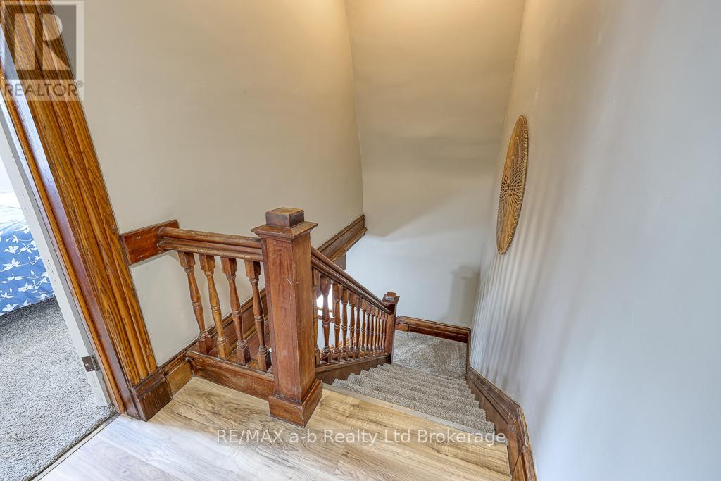 189 Rolph Street, Tillsonburg, Ontario  N4G 3Y9 - Photo 26 - X12373231