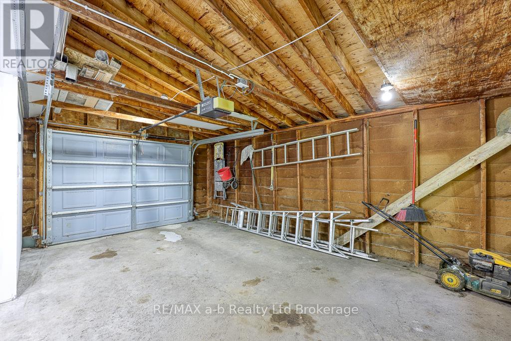 189 Rolph Street, Tillsonburg, Ontario  N4G 3Y9 - Photo 27 - X12373231