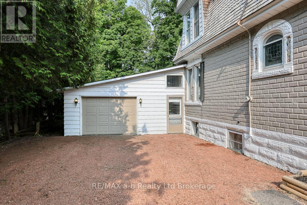 189 Rolph Street, Tillsonburg, Ontario  N4G 3Y9 - Photo 35 - X12373231