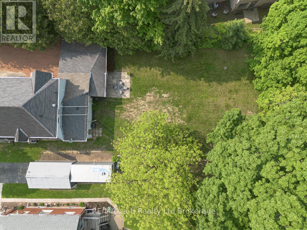189 Rolph Street, Tillsonburg, Ontario  N4G 3Y9 - Photo 46 - X12373231