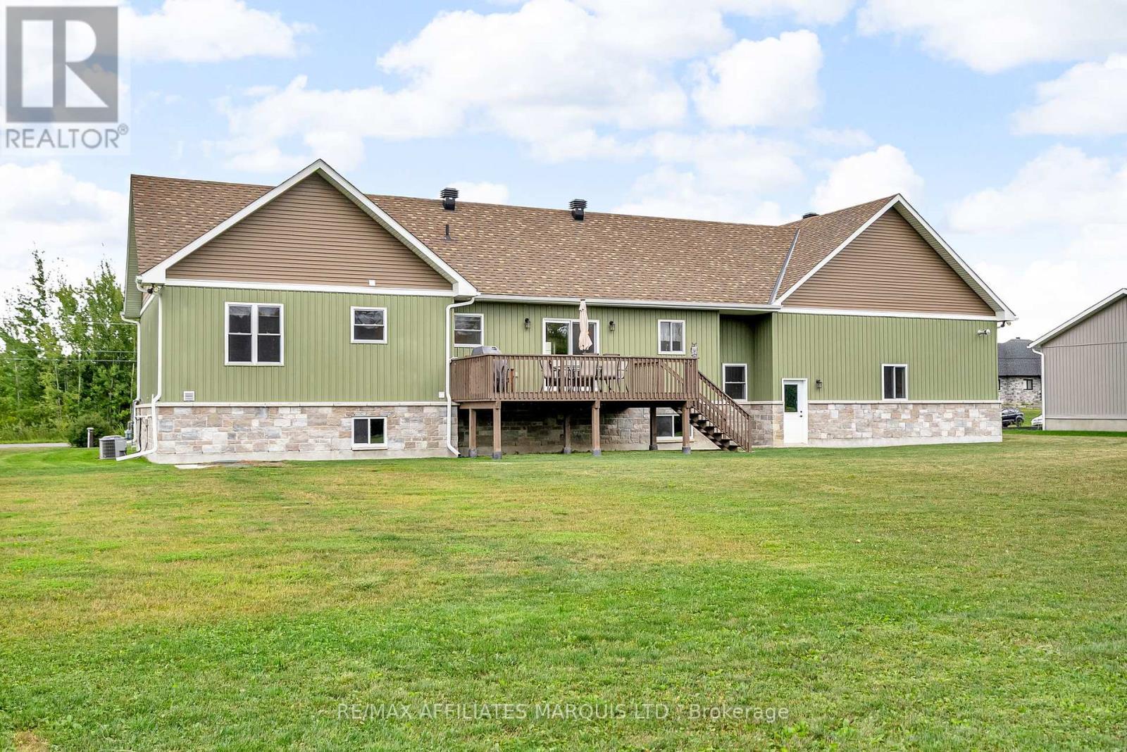 6840 Lalonde Boulevard, South Glengarry, Ontario  K0C 2E0 - Photo 37 - X12373216