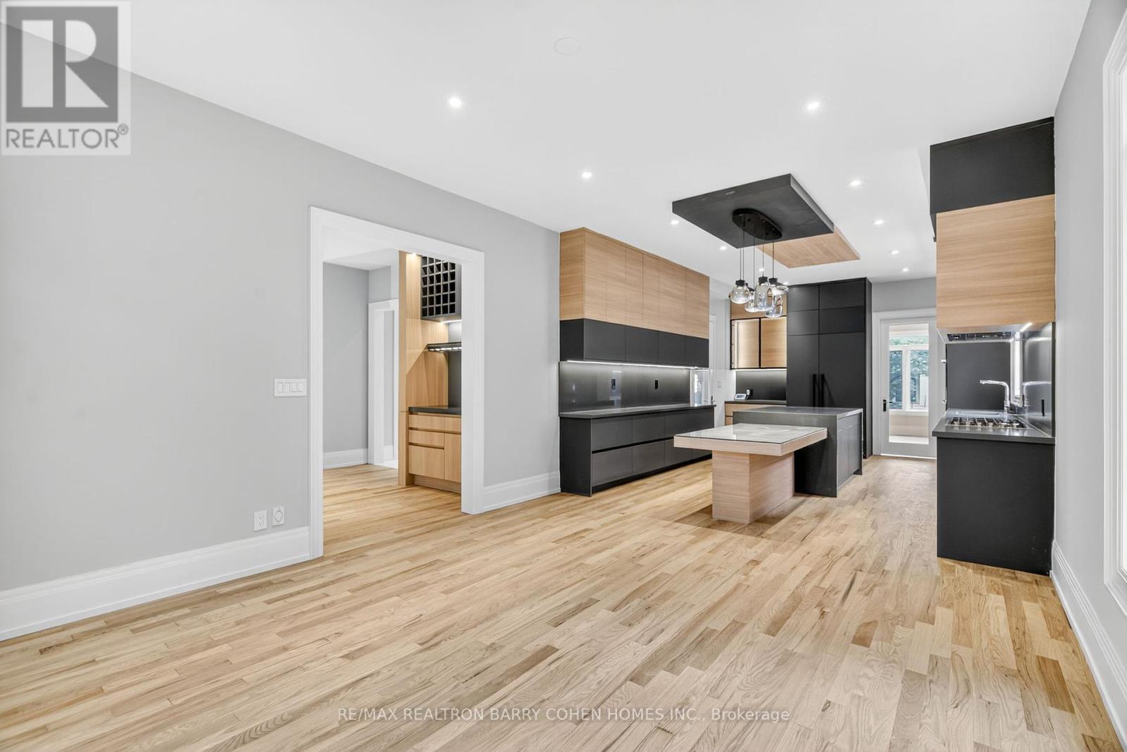 63 Gordon Road, Toronto, Ontario  M2P 1E3 - Photo 12 - C12365358