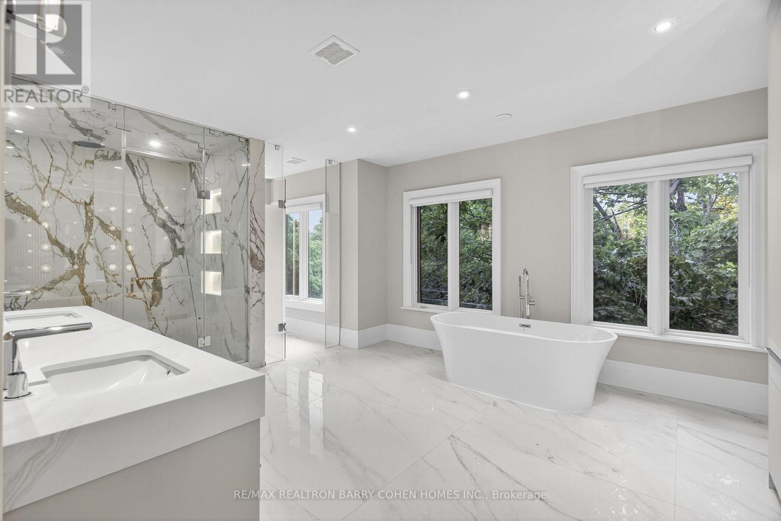 63 Gordon Road, Toronto, Ontario  M2P 1E3 - Photo 18 - C12365358