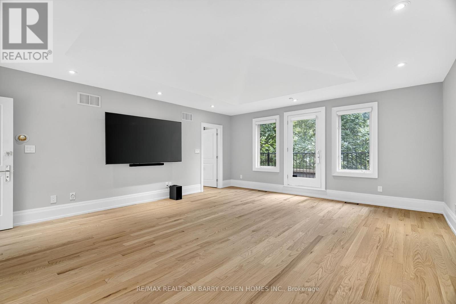63 Gordon Road, Toronto, Ontario  M2P 1E3 - Photo 17 - C12365358