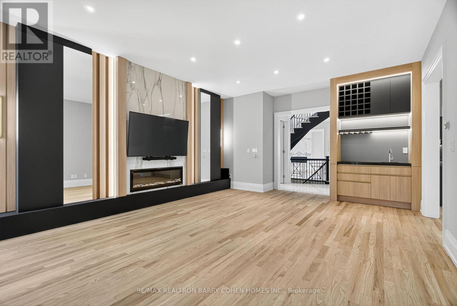 63 Gordon Road, Toronto, Ontario  M2P 1E3 - Photo 14 - C12365358