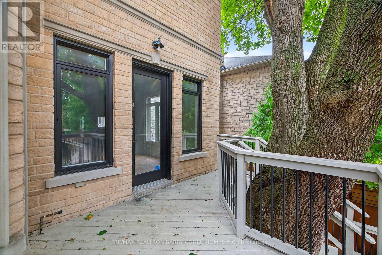 63 Gordon Road, Toronto, Ontario  M2P 1E3 - Photo 30 - C12365358