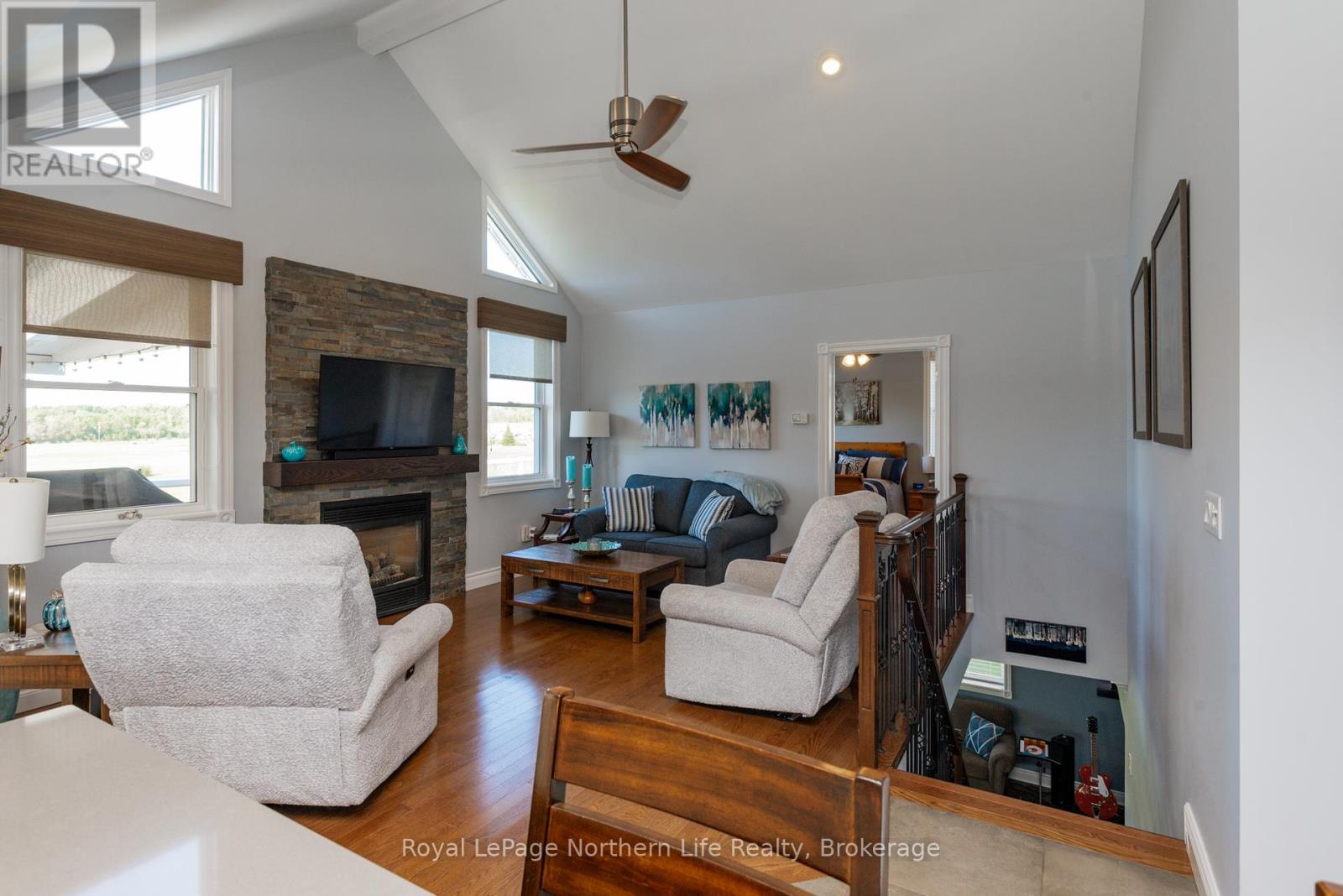 119 Osprey Crescent, Callander, Ontario  P0H 1H0 - Photo 12 - X12373233