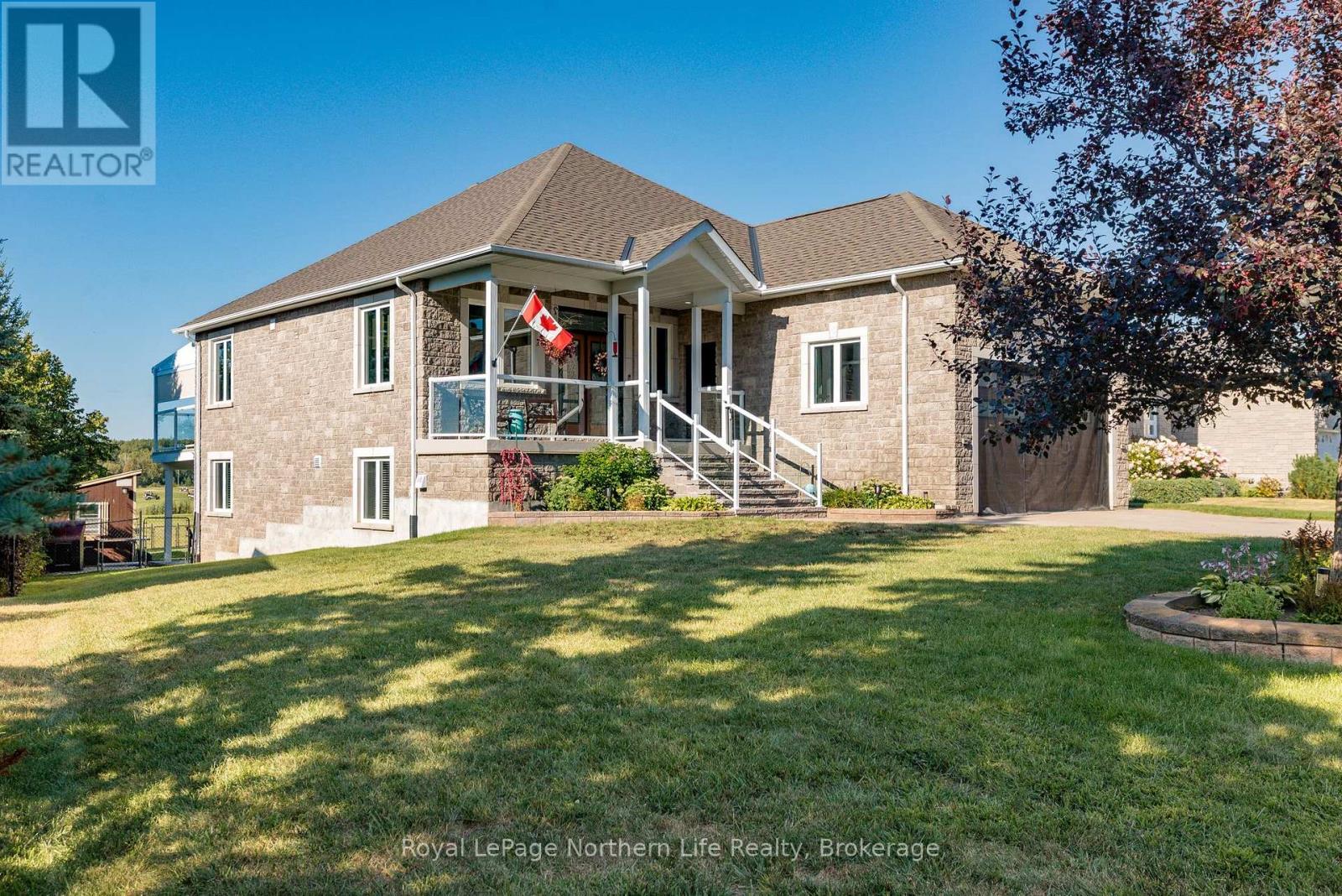 119 Osprey Crescent, Callander, Ontario  P0H 1H0 - Photo 2 - X12373233