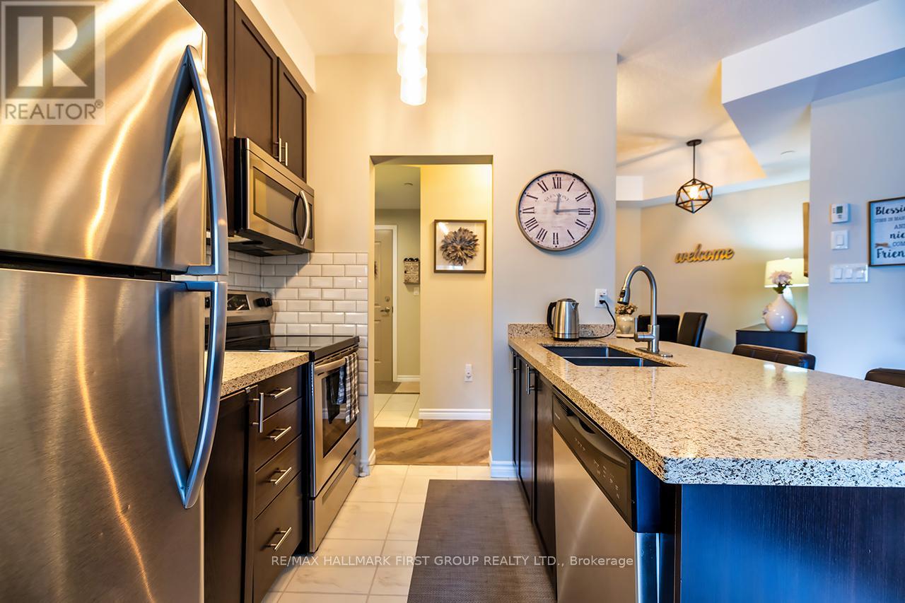 306 - 84 Aspen Springs Drive, Clarington, Ontario  L1C 0V3 - Photo 5 - E12373280